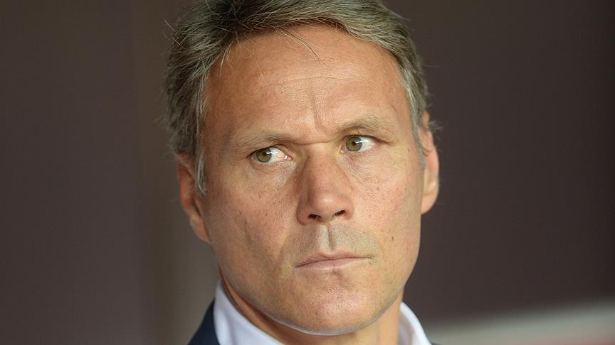 FIFA açıkladı: Van Basten e önemli görev!